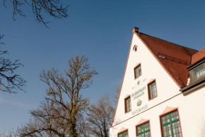 Гостиница Schlosshotel Grünwald  Грюнвальд